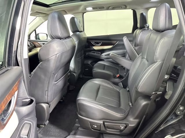 2022 Crystal Black Silica Subaru Ascent Touring AWD SUV