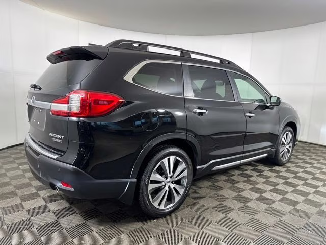 2022 Crystal Black Silica Subaru Ascent Touring AWD SUV