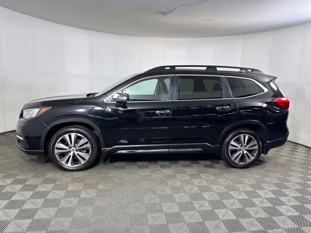 2022 Crystal Black Silica Subaru Ascent Touring AWD SUV