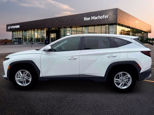 2026 White Pearl Hyundai Tucson SE FWD SUV