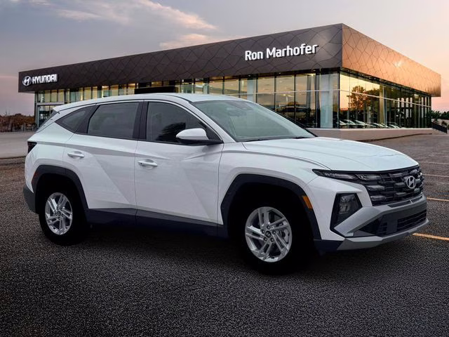 2026 White Pearl Hyundai Tucson SE FWD SUV