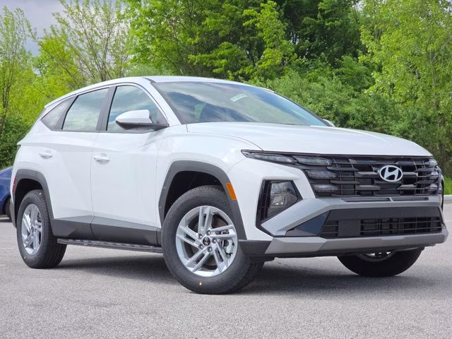 2026 White Pearl Hyundai Tucson SE AWD SUV