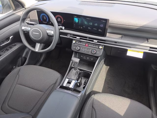 2026 White Pearl Hyundai Tucson SE AWD SUV