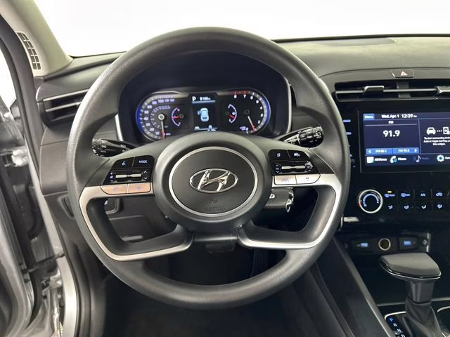 2024 Shimmering Silver Hyundai Tucson SE AWD SUV