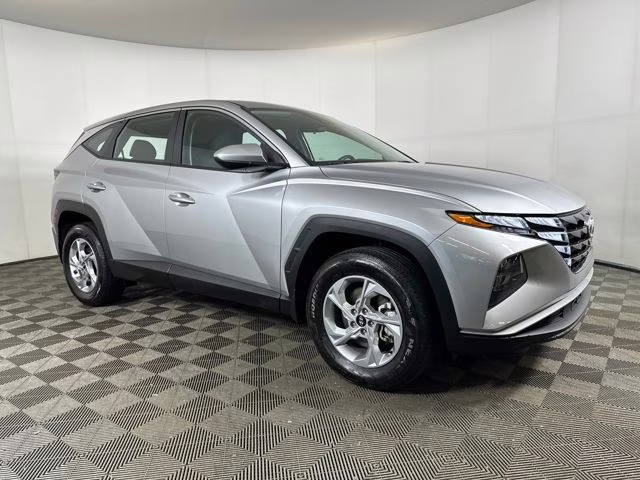 2024 Shimmering Silver Hyundai Tucson SE AWD SUV