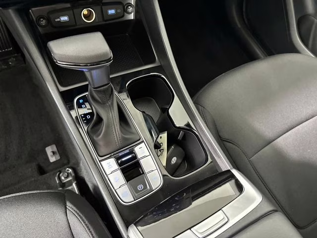 2024 Shimmering Silver Hyundai Tucson SE AWD SUV