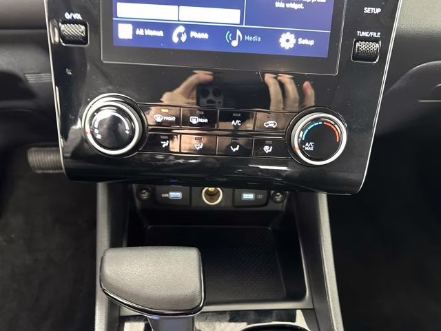 2024 Shimmering Silver Hyundai Tucson SE AWD SUV