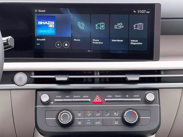 2026 White Pearl Hyundai Tucson SE AWD SUV