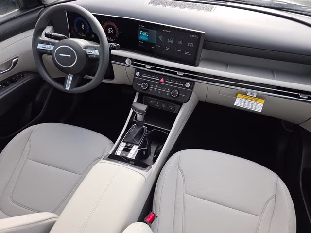 2026 White Pearl Hyundai Tucson SE AWD SUV