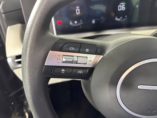 2025 Phantom Black Hyundai Tucson SE AWD SUV