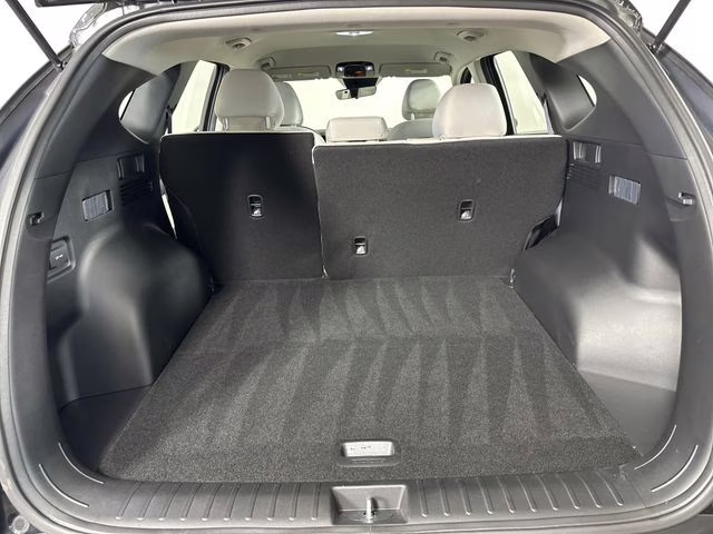 2025 Phantom Black Hyundai Tucson SE AWD SUV