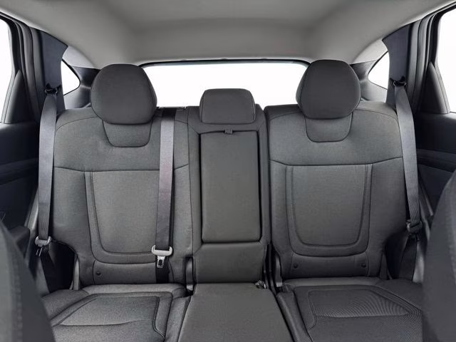 2026 White Pearl Hyundai Tucson SE AWD SUV