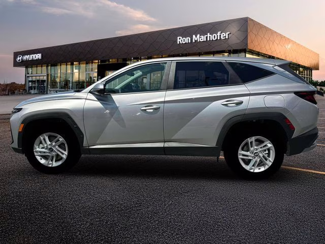2026 Shimmering Silver Hyundai Tucson SE AWD SUV