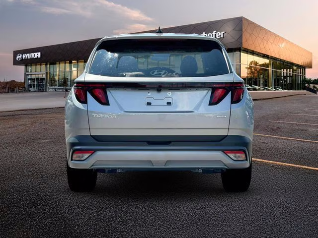 2026 Shimmering Silver Hyundai Tucson SE AWD SUV