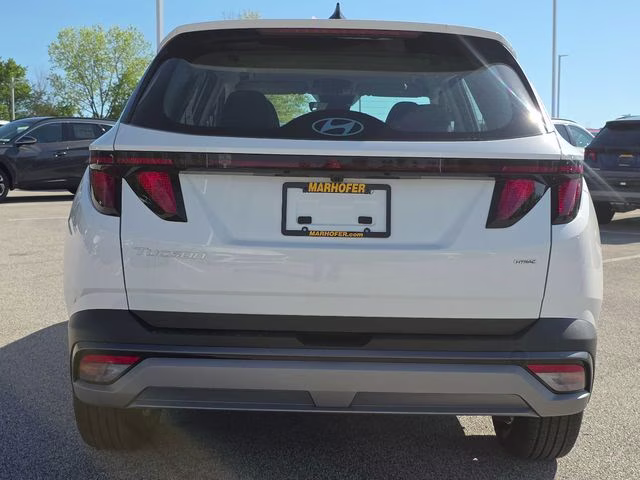 2026 White Pearl Hyundai Tucson SE AWD SUV