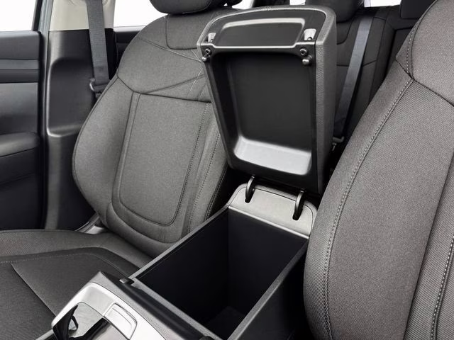 2026 White Pearl Hyundai Tucson SE AWD SUV