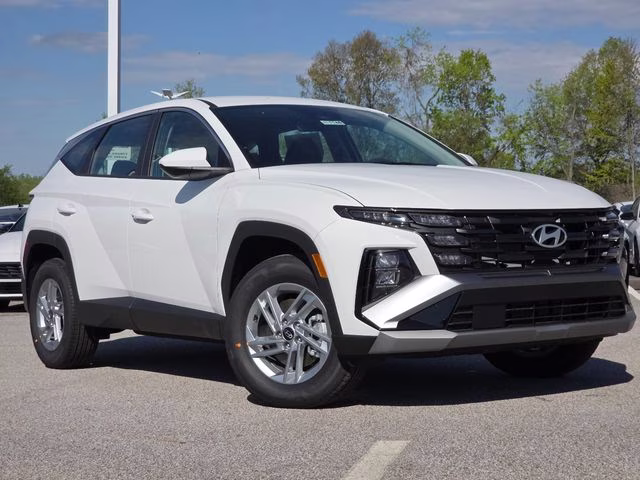 2026 White Pearl Hyundai Tucson SE AWD SUV