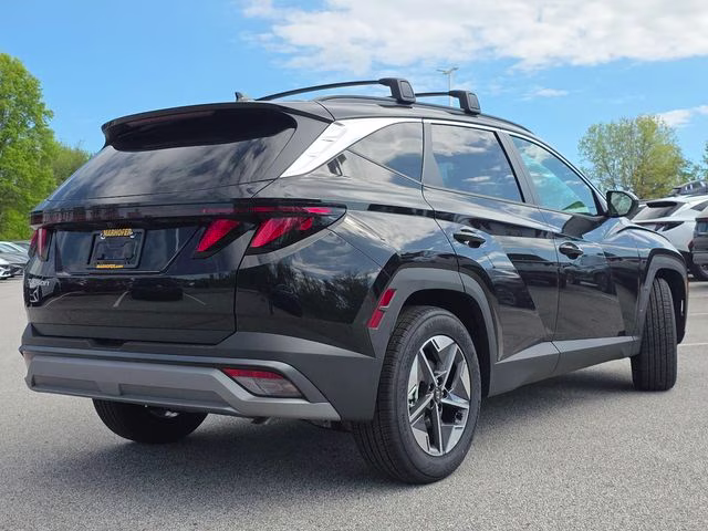 2026 Phantom Black Hyundai Tucson SEL FWD SUV