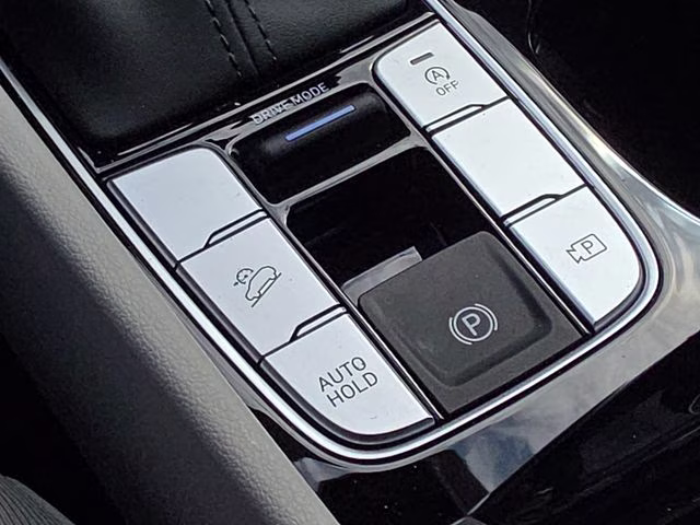 2026 Phantom Black Hyundai Tucson SEL FWD SUV