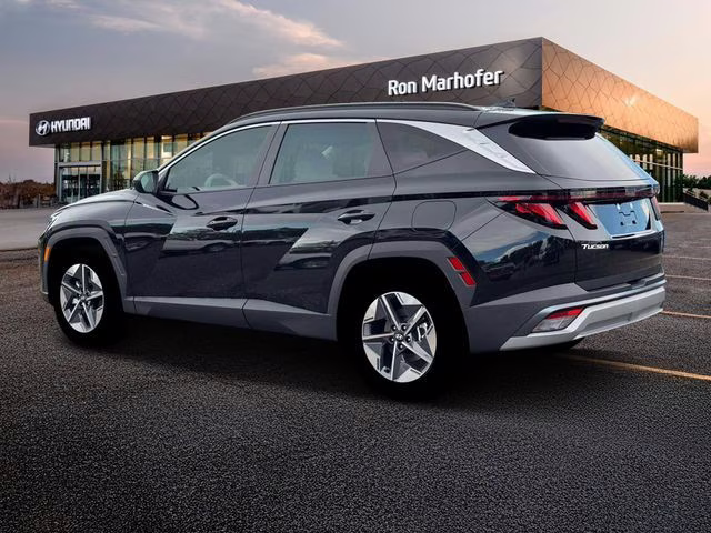 2026 Phantom Black Hyundai Tucson SEL FWD SUV
