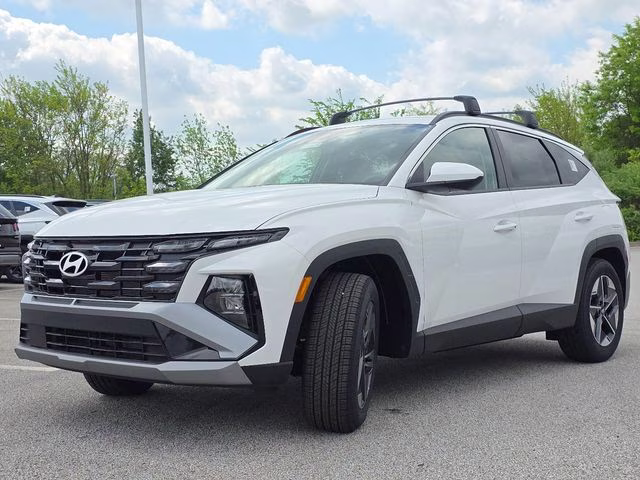 2026 White Pearl Hyundai Tucson SEL FWD SUV
