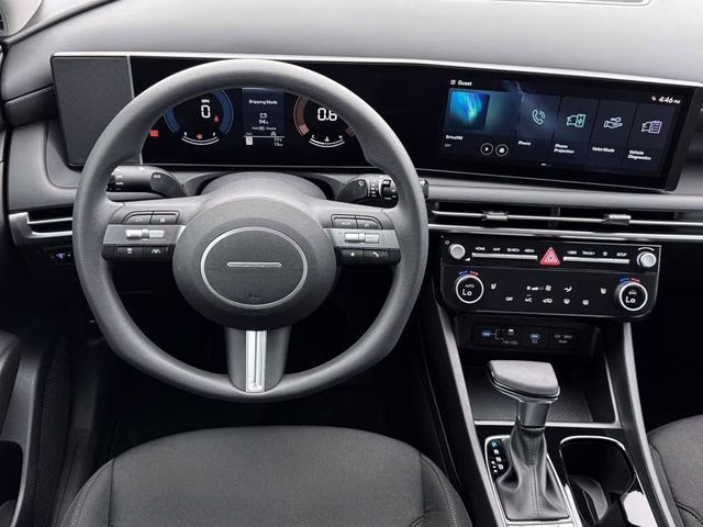 2026 White Pearl Hyundai Tucson SEL FWD SUV
