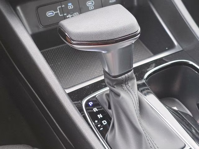 2026 White Pearl Hyundai Tucson SEL FWD SUV