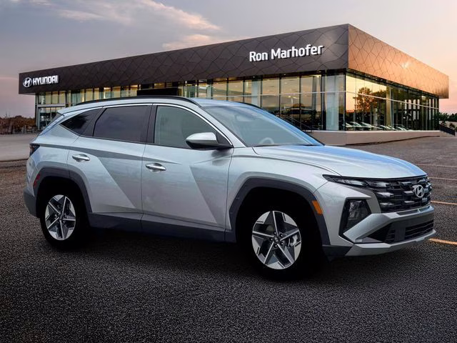 2026 Shimmering Silver Hyundai Tucson SEL FWD SUV