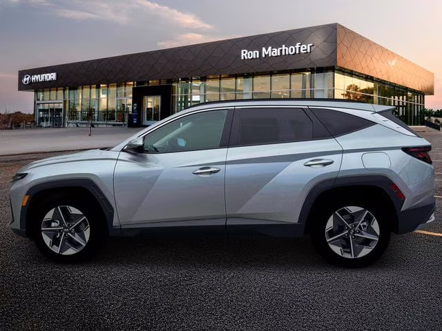 2026 Shimmering Silver Hyundai Tucson SEL FWD SUV