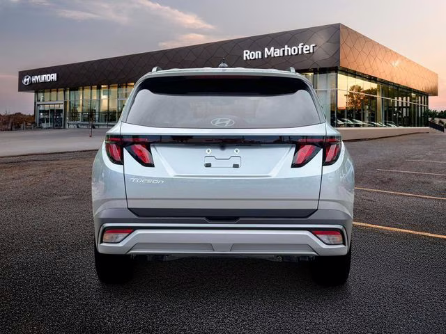 2026 Shimmering Silver Hyundai Tucson SEL FWD SUV