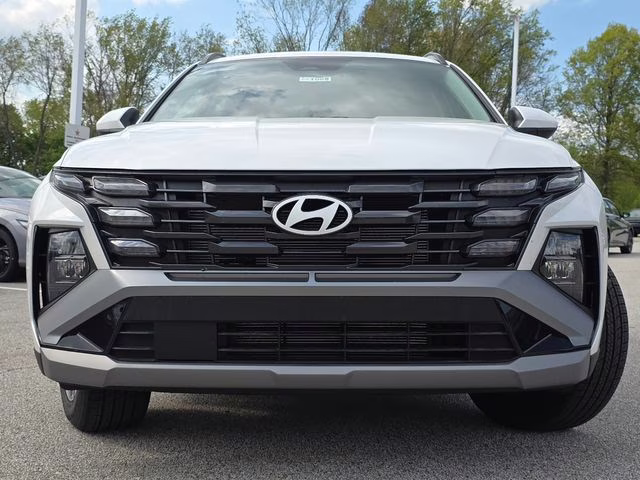 2026 White Pearl Hyundai Tucson SEL FWD SUV