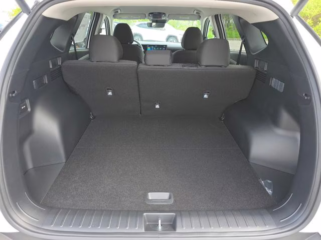 2026 White Pearl Hyundai Tucson SEL FWD SUV