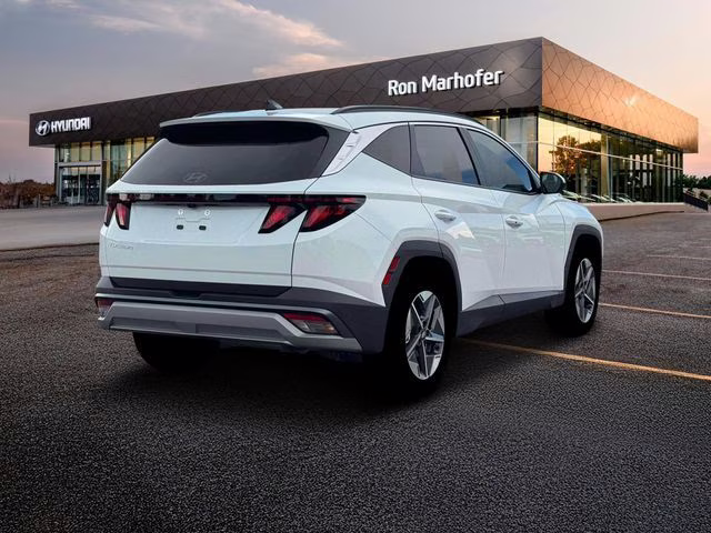 2026 White Pearl Hyundai Tucson SEL FWD SUV