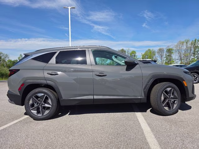 2026 Hampton Gray Hyundai Tucson SEL AWD SUV