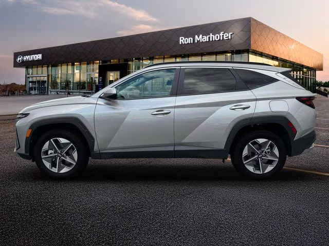 2026 Shimmering Silver Hyundai Tucson SEL AWD SUV