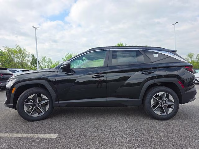 2026 Phantom Black Hyundai Tucson SEL AWD SUV