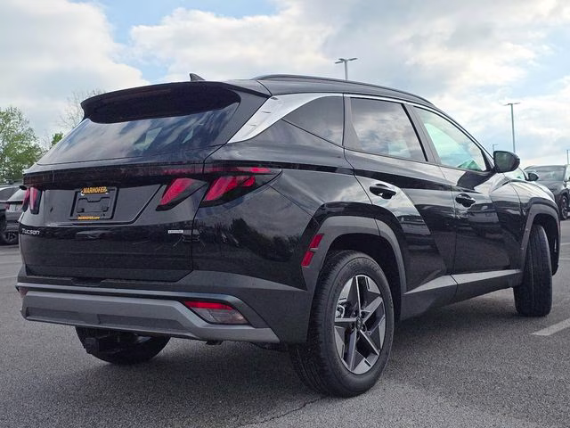 2026 Phantom Black Hyundai Tucson SEL AWD SUV
