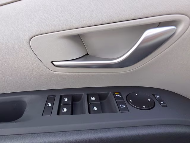 2026 Phantom Black Hyundai Tucson SEL AWD SUV