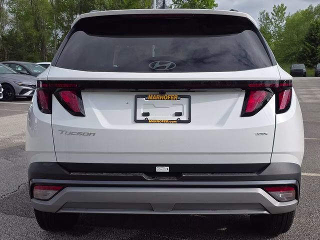 2026 White Pearl Hyundai Tucson SEL AWD SUV