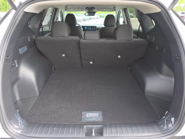 2026 White Pearl Hyundai Tucson SEL AWD SUV