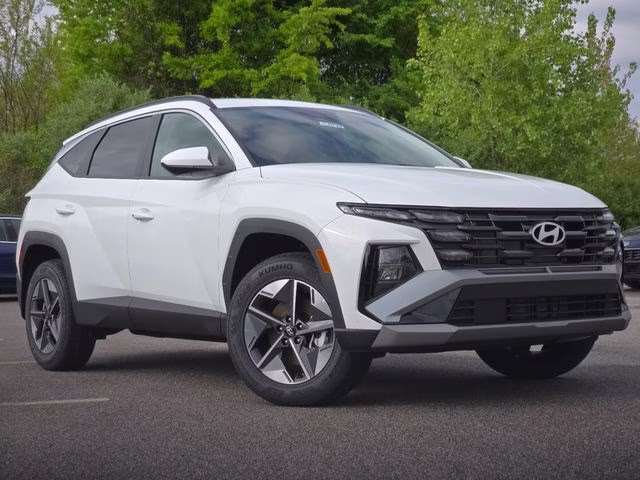 2026 White Pearl Hyundai Tucson SEL AWD SUV