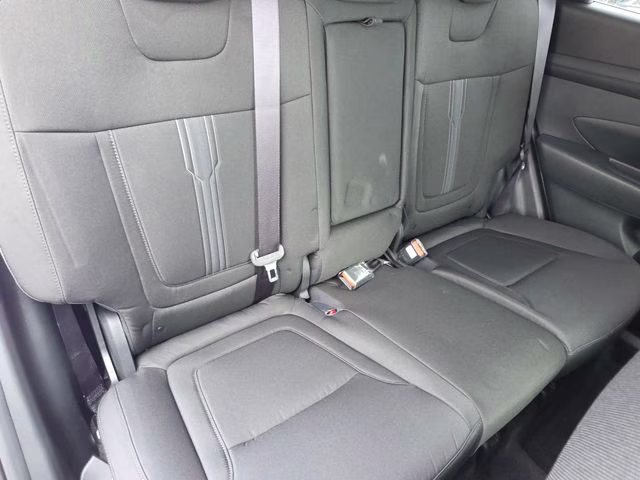 2026 Shimmering Silver Hyundai Tucson SEL AWD SUV