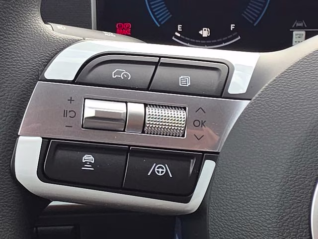 2026 Shimmering Silver Hyundai Tucson SEL AWD SUV