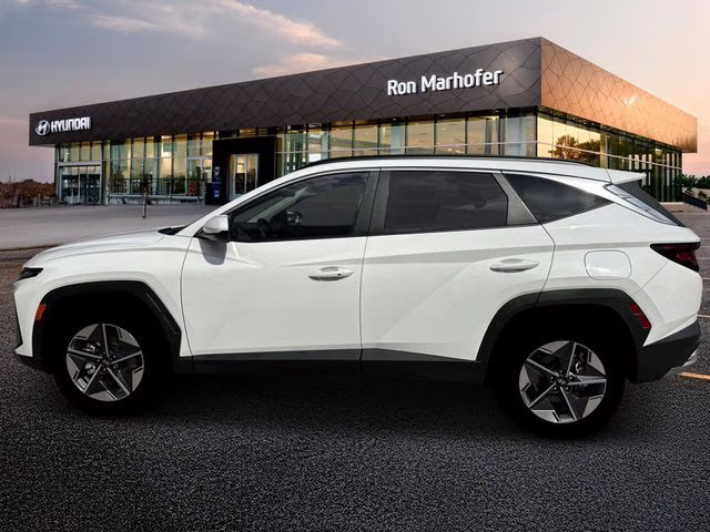 2026 White Pearl Hyundai Tucson SEL AWD SUV
