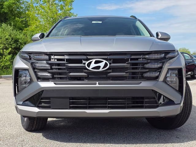 2026 Shimmering Silver Hyundai Tucson SEL AWD SUV