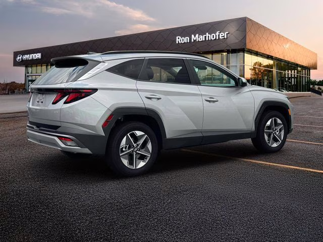 2026 Shimmering Silver Hyundai Tucson SEL AWD SUV