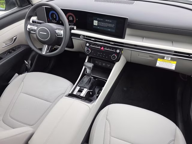 2026 Shimmering Silver Hyundai Tucson SEL AWD SUV
