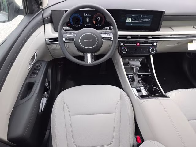 2026 Shimmering Silver Hyundai Tucson SEL AWD SUV