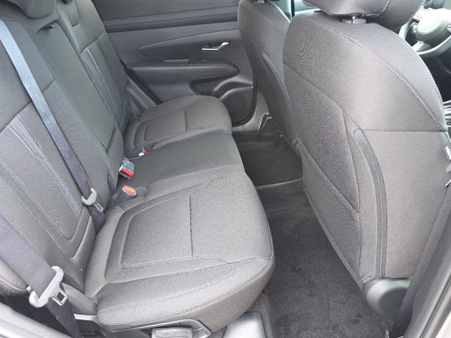 2026 Shimmering Silver Hyundai Tucson SEL AWD SUV