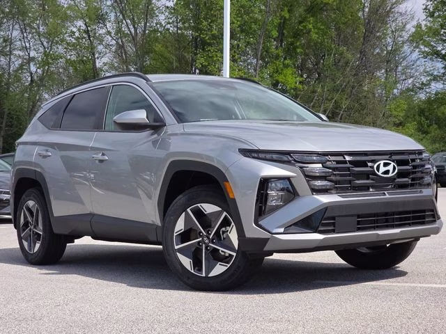 2026 Shimmering Silver Hyundai Tucson SEL AWD SUV